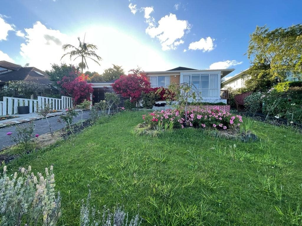 63 Halsey Drive, Lynfield, Auckland - Carousel 1
