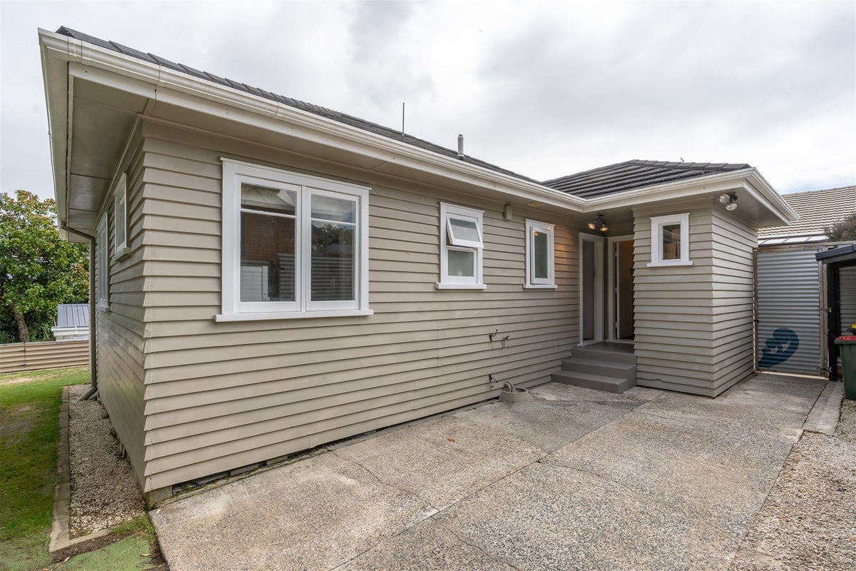 34 Vercoe Road, Beerescourt, Hamilton - Carousel 15