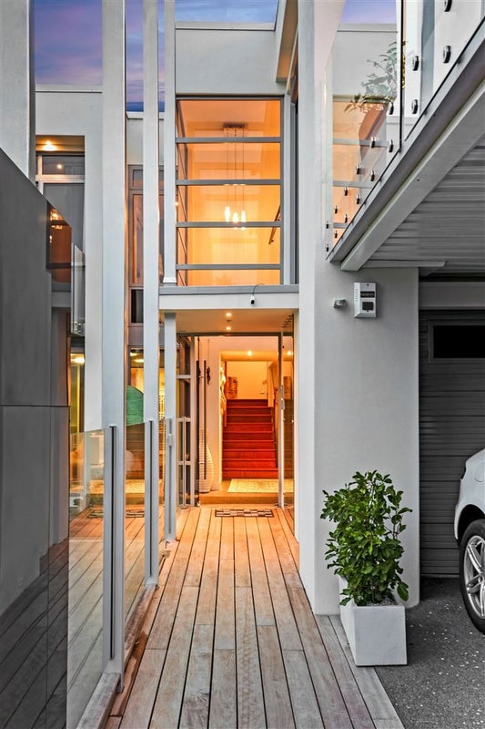 169 Lake Crescent, Hamilton Lake, Hamilton - Carousel 30
