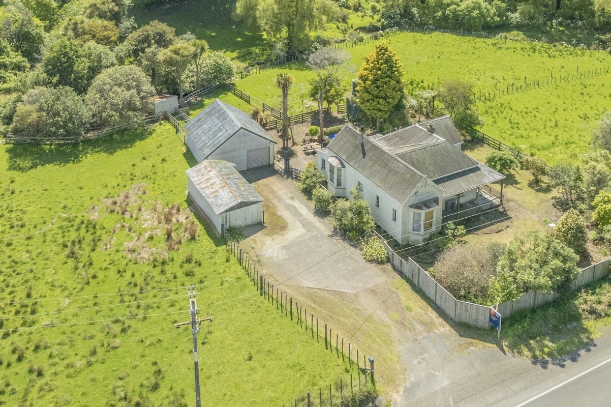 377 State Highway 3, Kaitoke, Whanganui - Carousel 2