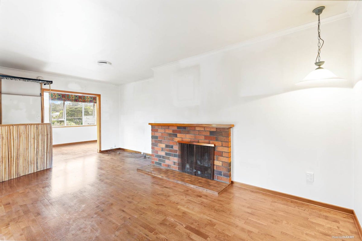 93 Eskdale Road, Birkdale, Auckland - Carousel 2