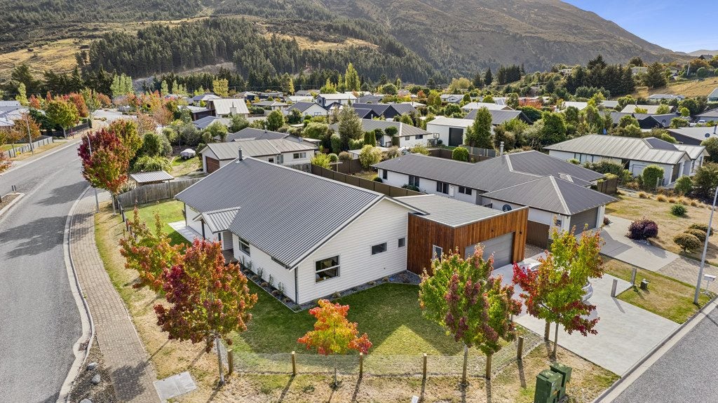 21 Timsfield Drive, Lake Hawea - Carousel 1