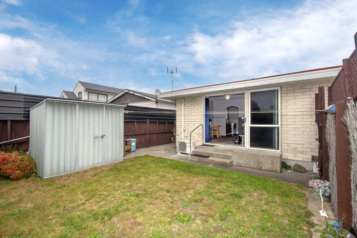 1/66 Estuary Road, New Brighton, Christchurch - Carousel 2