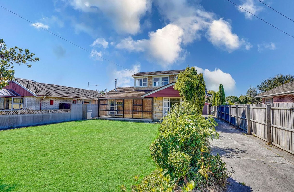 129 Springs Road, Hornby, Christchurch - Carousel 2