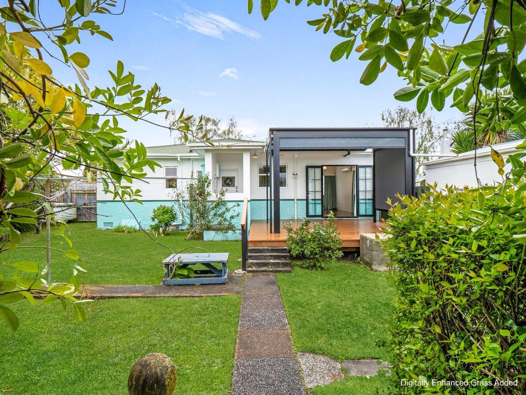 12 Quick Avenue, Aramoho, Whanganui - Carousel 1