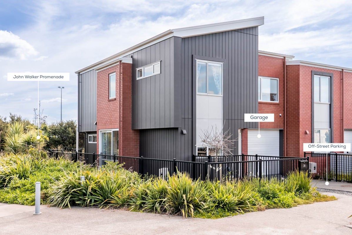 24 Whimbrel Road, Flat Bush, Auckland - Carousel 1