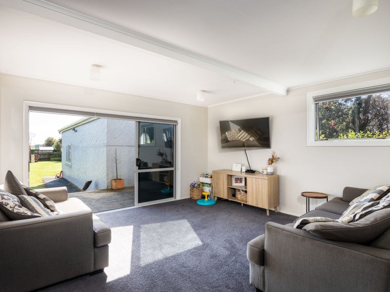 523 Manutahi Road, Lepperton, New Plymouth - Carousel 2