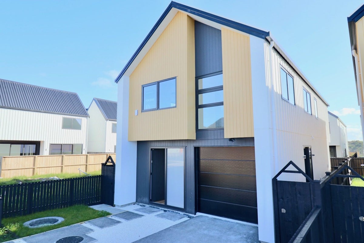 14 Murray Grey Lane, Karaka, Papakura - Carousel 2