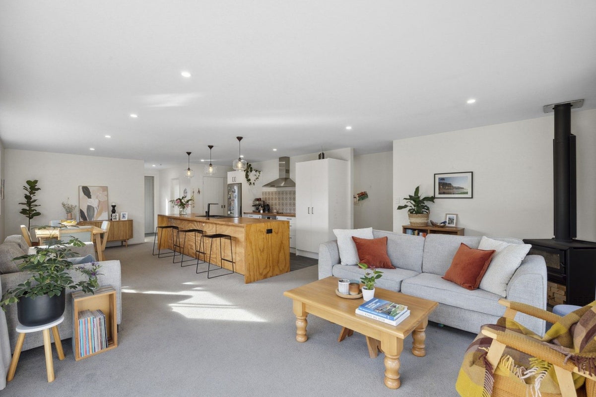 28 Westgate, Corstorphine, Dunedin - Carousel 1