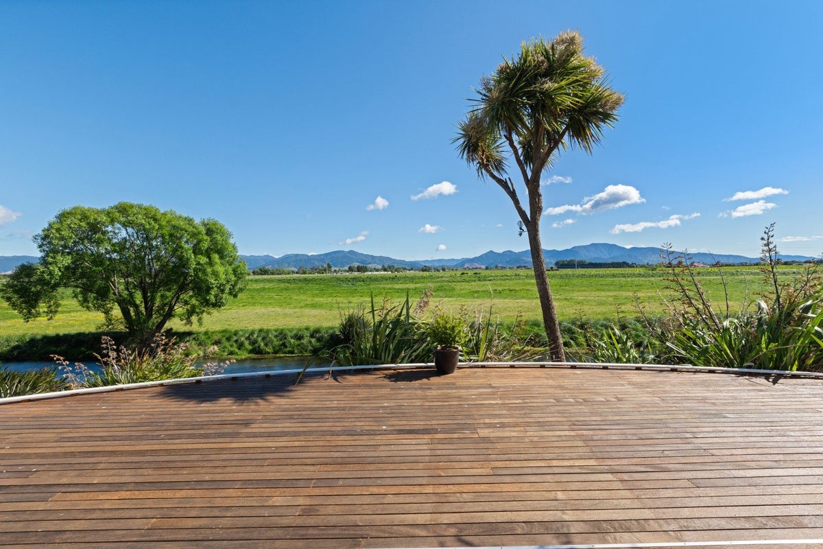41 Endeavour Street, Riversdale, Blenheim, Marlborough - Carousel 2