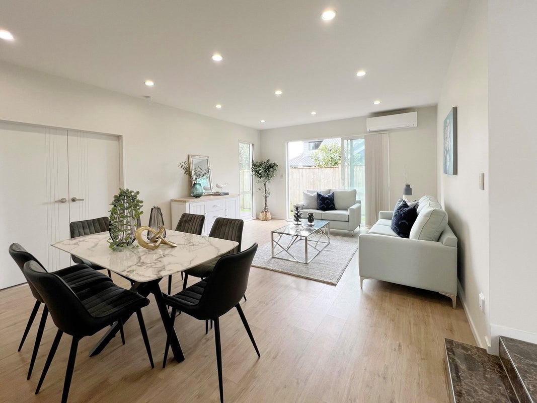 2/23B Ngatiawa Street, One Tree Hill, Auckland - Carousel 2
