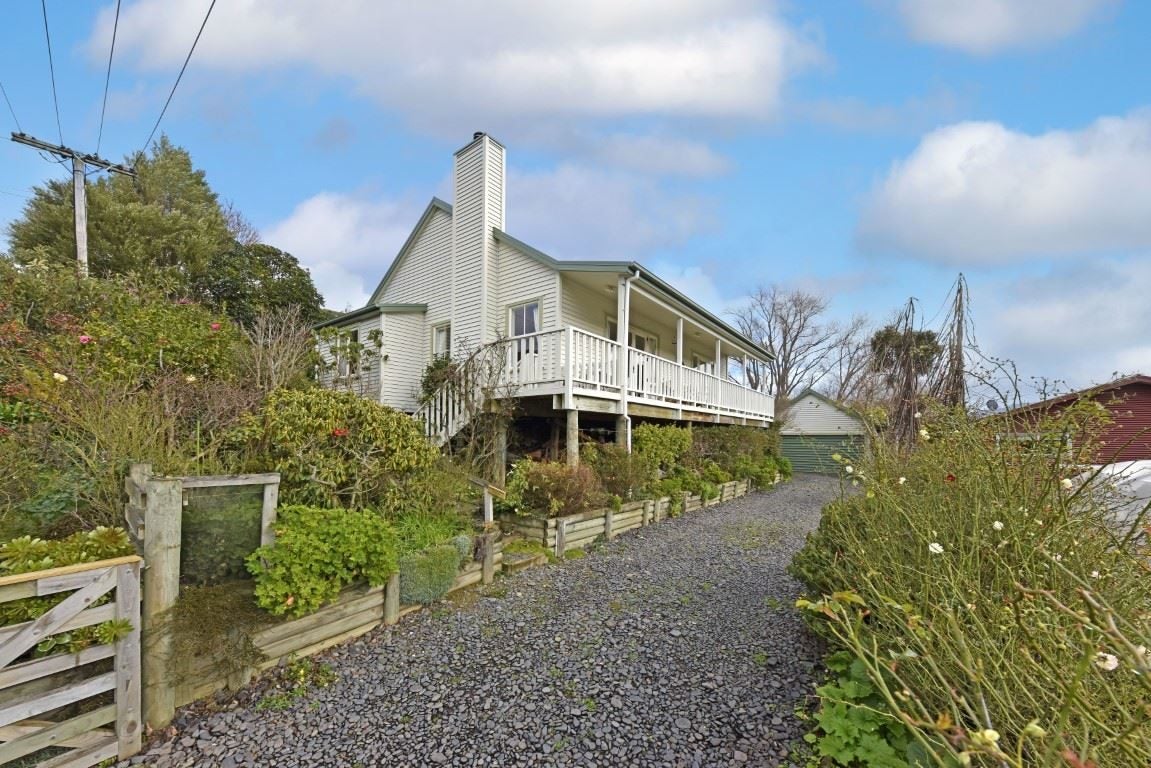 8 Kotlowski Road, Takamatua, Akaroa - Carousel 2