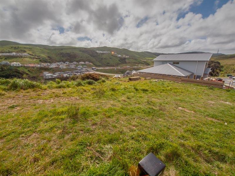 10 Prestwich Rise, Churton Park, Wellington - Carousel 2