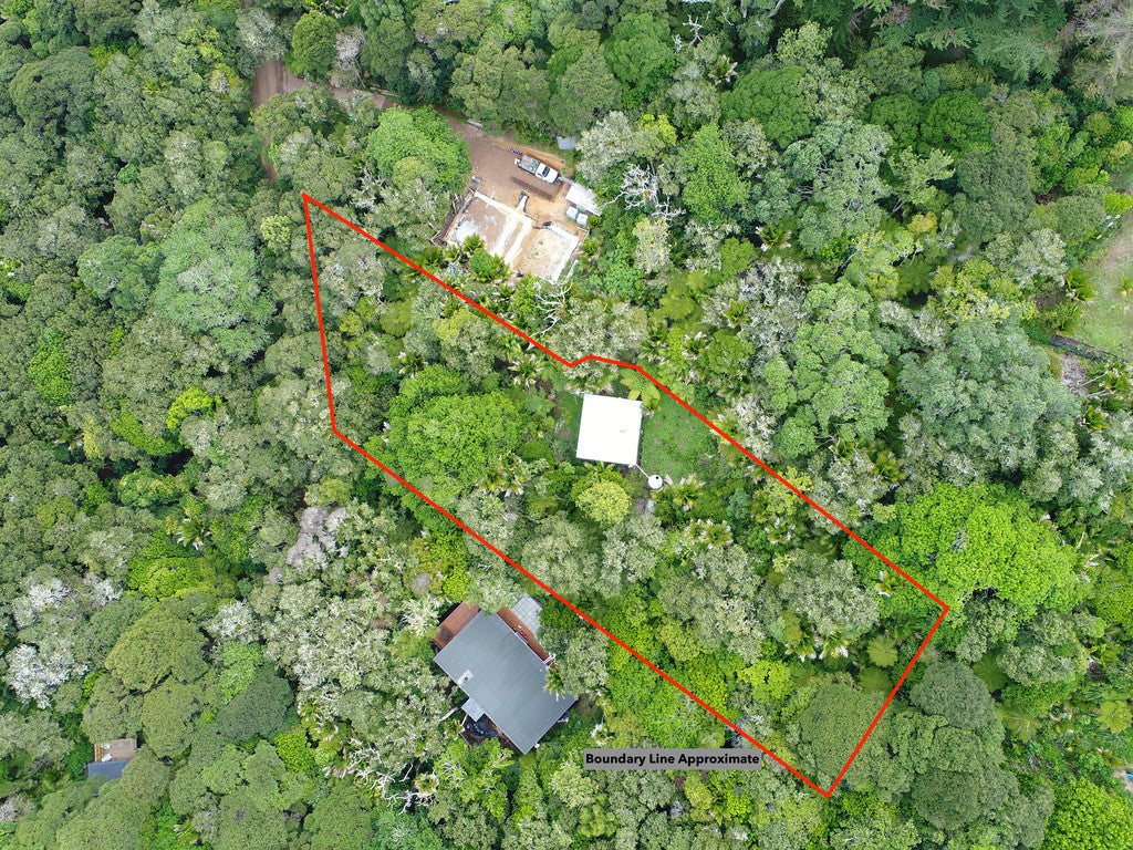 32 Hobson Terrace, Onetangi, Waiheke Island - Carousel 2