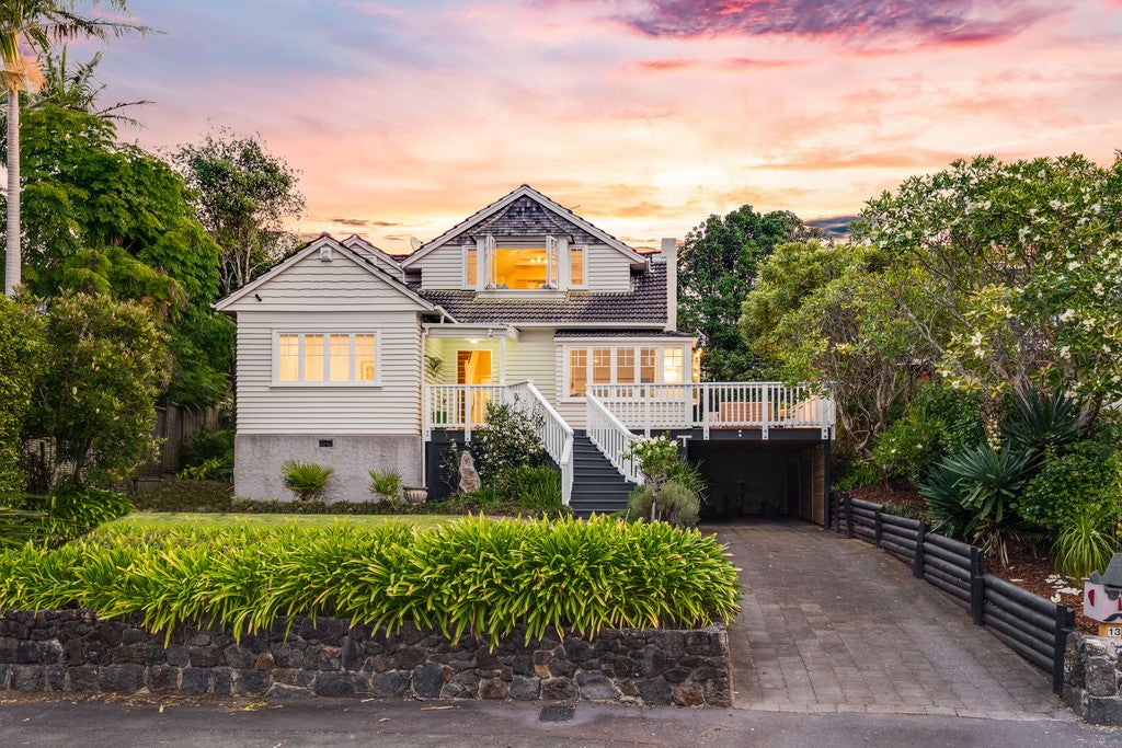 13 Tautari Street, Orakei, Auckland - Carousel 1