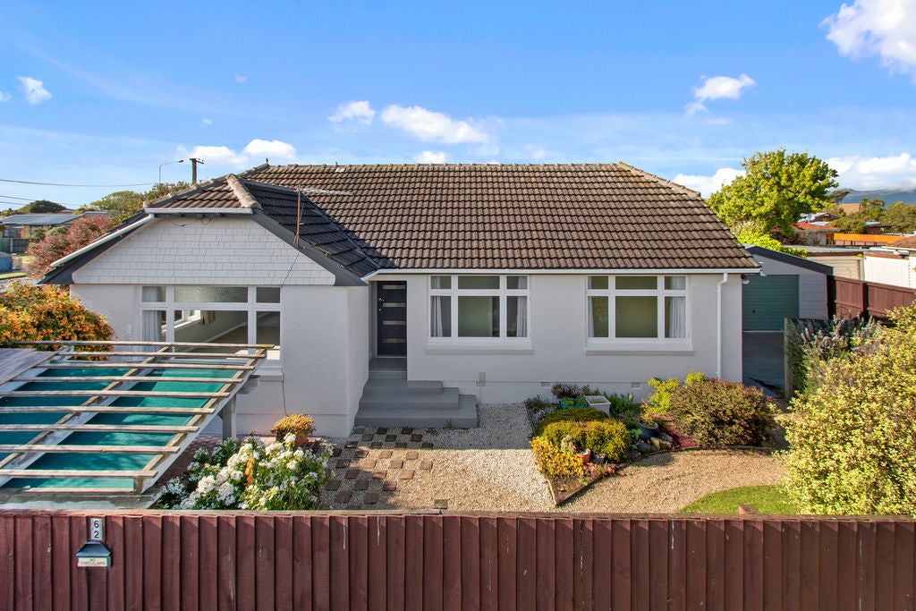 62 Estuary Road, New Brighton, Christchurch - Carousel 1