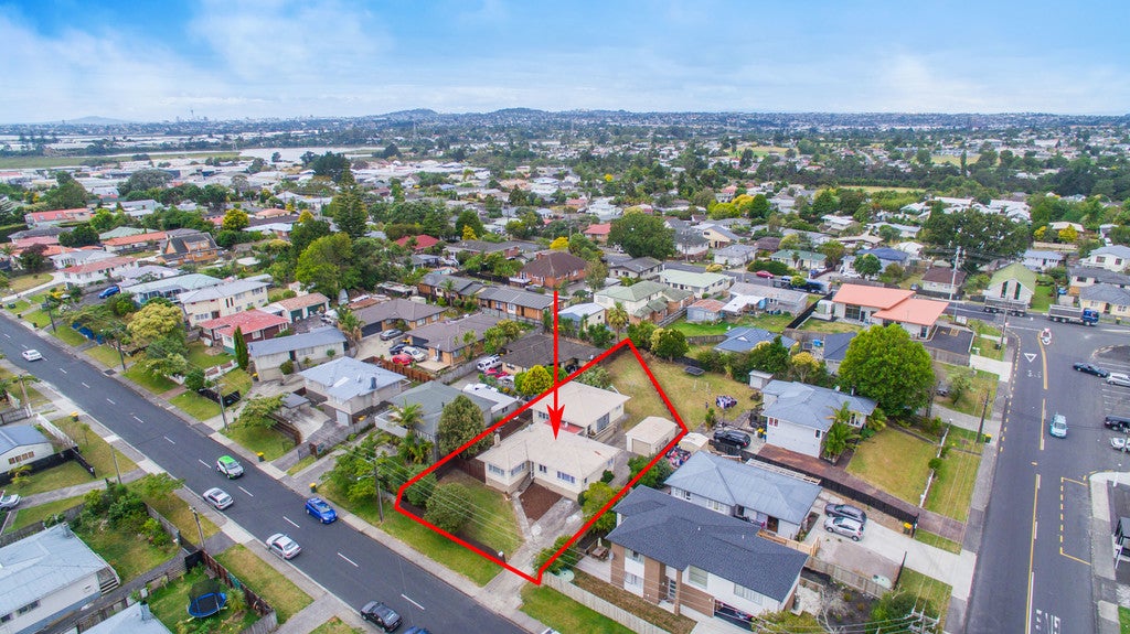 74 Farquhar Road, Glendene, Auckland - Carousel 2