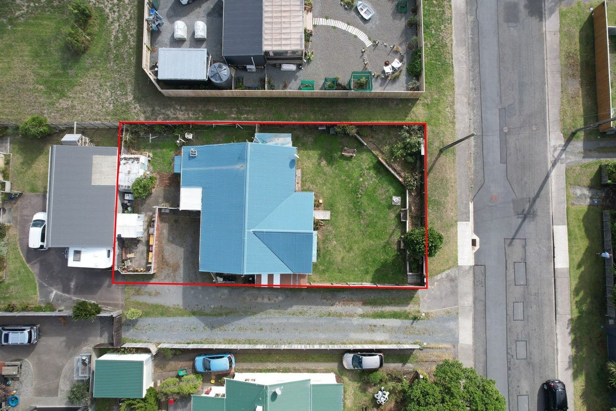 9 Toi Street, Otaki Beach, Otaki - Carousel 2