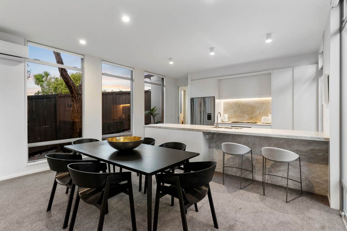 54A Penzance Road, Mairangi Bay, Auckland - Carousel 2