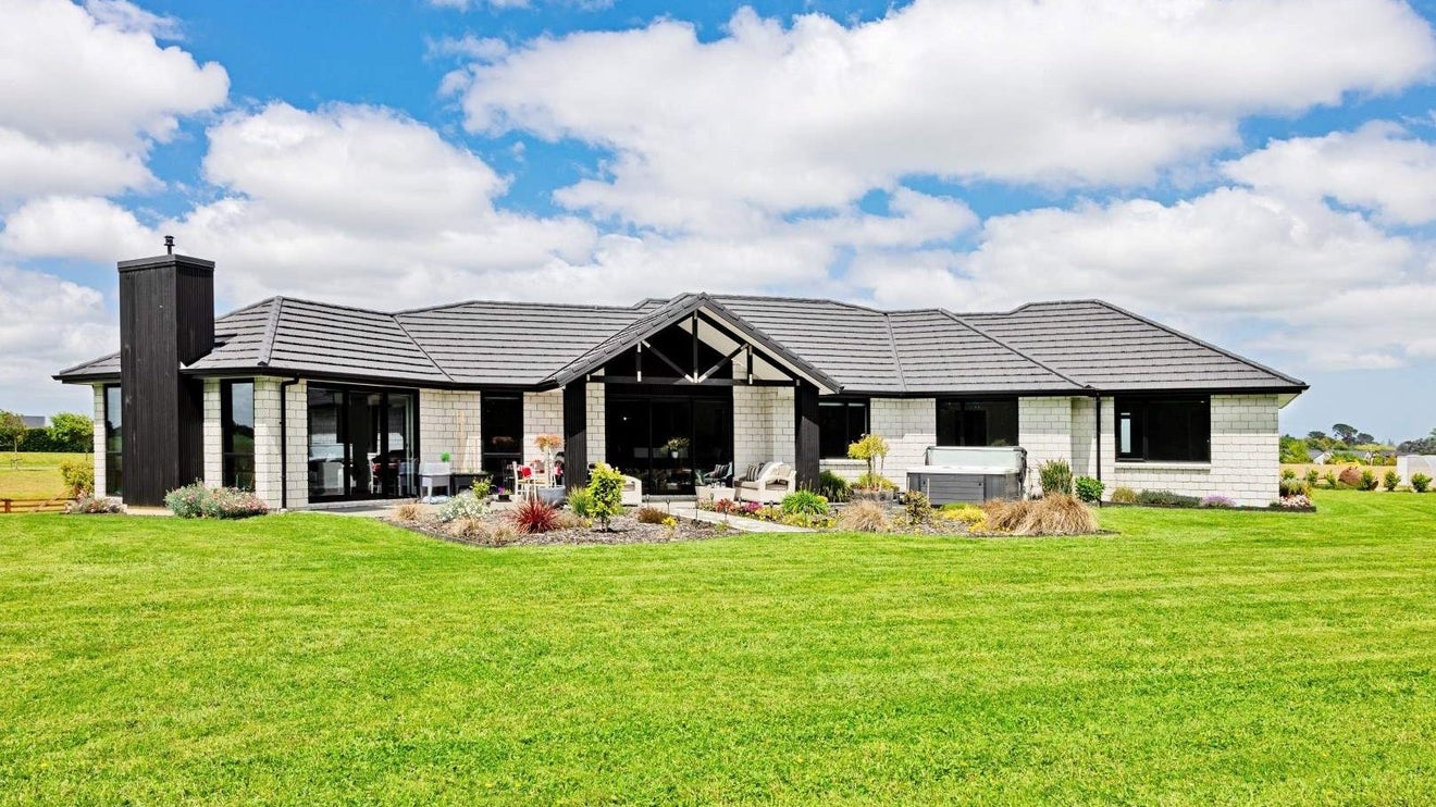 24 Mosshead Close, Waihopai, Invercargill - Carousel 1