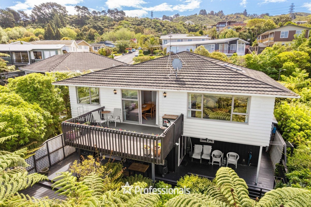73 Tirohanga Road, Tirohanga, Lower Hutt - Carousel 23