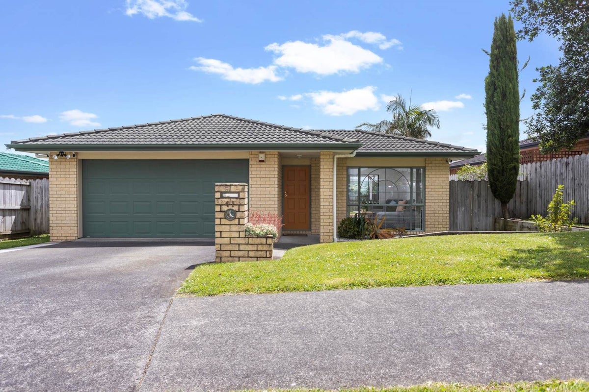 41 Robin Brooke Drive, Flat Bush, Auckland - Carousel 2