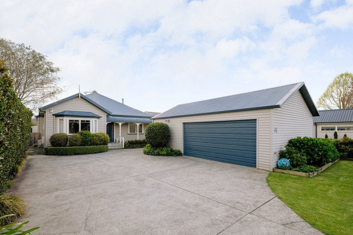 49 Coleridge Street, Leamington, Cambridge - Carousel 2