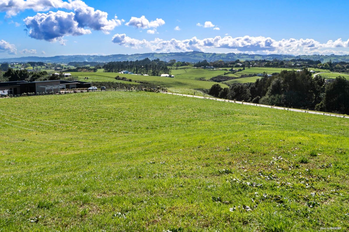 21 Loxton LANE, Paerata, Pukekohe - Carousel 1