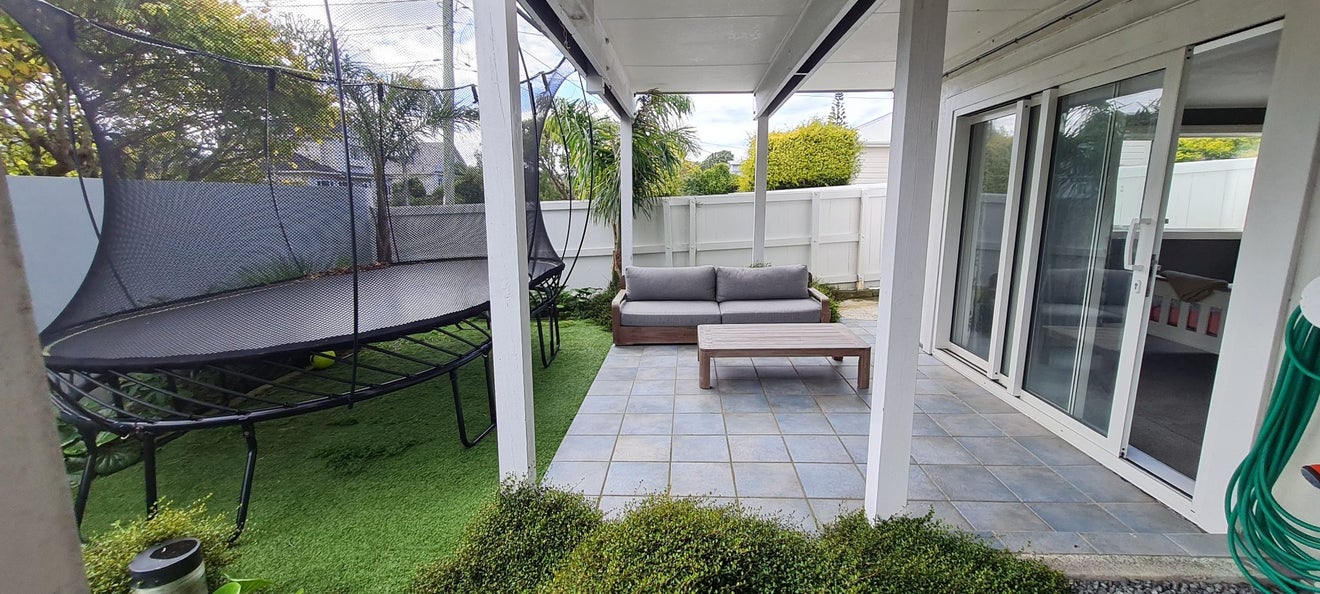 53 Everest Street, Khandallah, Wellington - Carousel 17