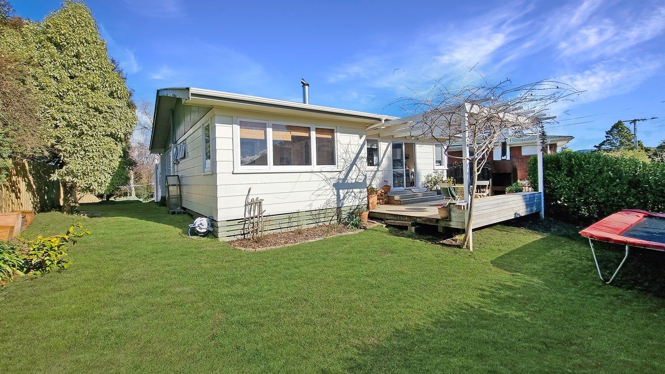 22 Mount View Drive, Mangakakahi, Rotorua - Carousel 1