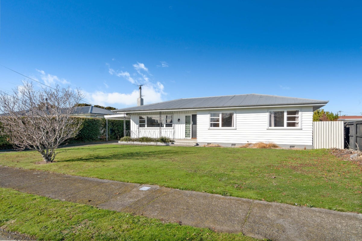 6 Hobson Place, Solway, Masterton - Carousel 21