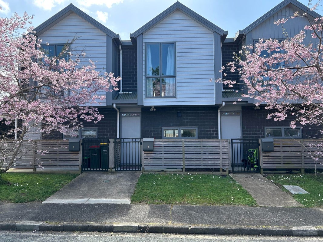 7/21 Moor Avenue, Te Atatu Peninsula, Auckland - Carousel 1