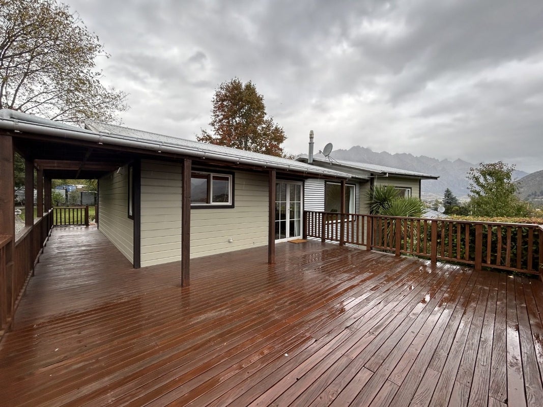 22 Towne Place, Frankton, Queenstown - Carousel 2
