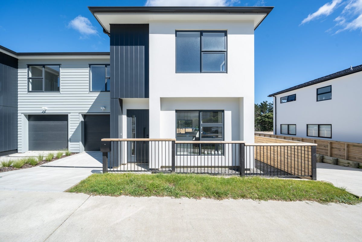 140 Jamaica Drive, Grenada North, Wellington - Carousel 1