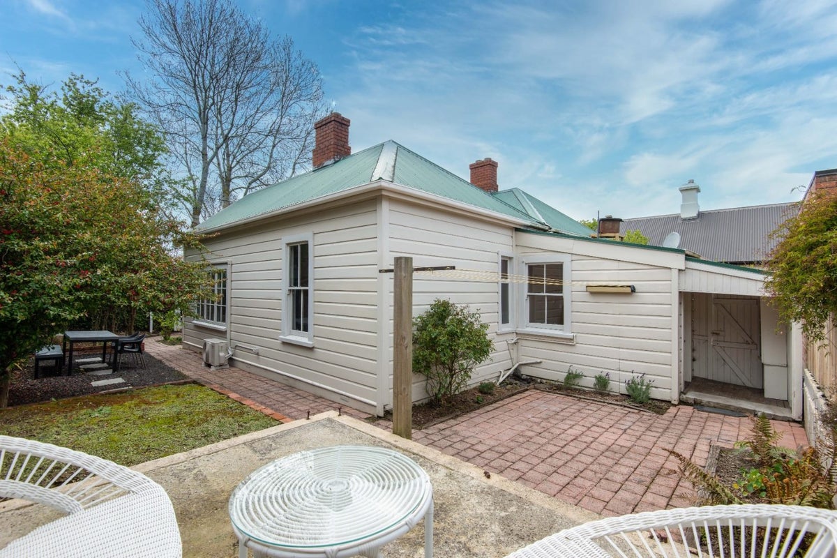 21 Fifield Street, Roslyn, Dunedin - Carousel 15