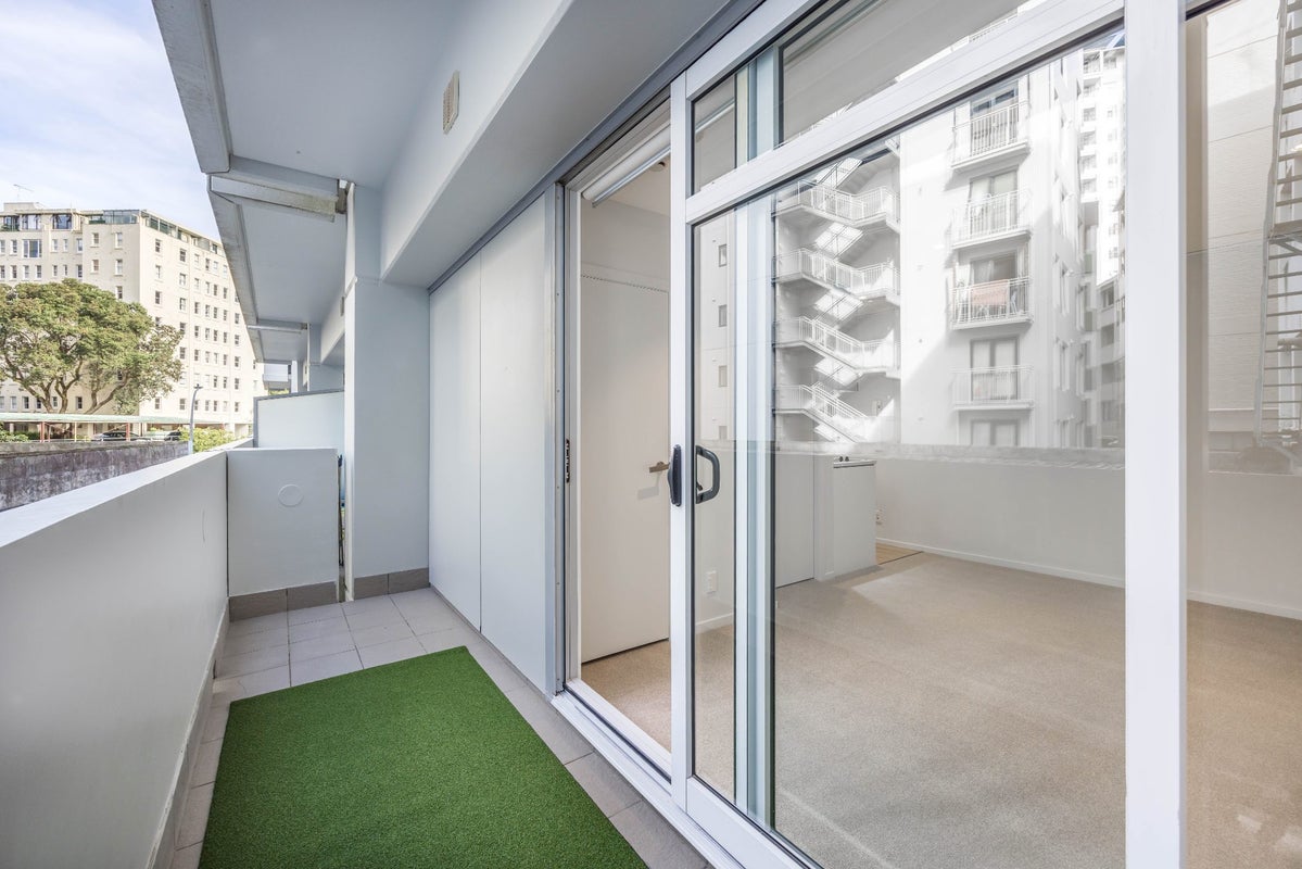 2K/32 Eden Crescent, Auckland Central, Auckland - Carousel 12