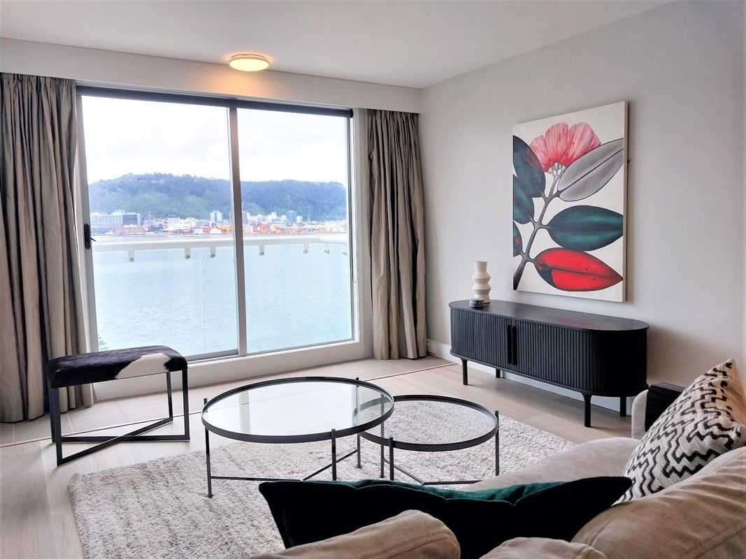 20/370 Oriental Parade, Oriental Bay, Wellington - Carousel 1