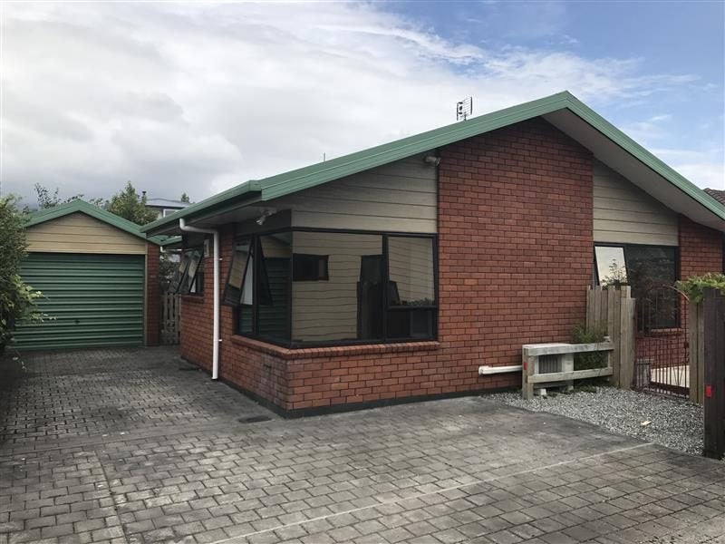 2/28 Collingwood Street, The Wood, Nelson - Carousel 1
