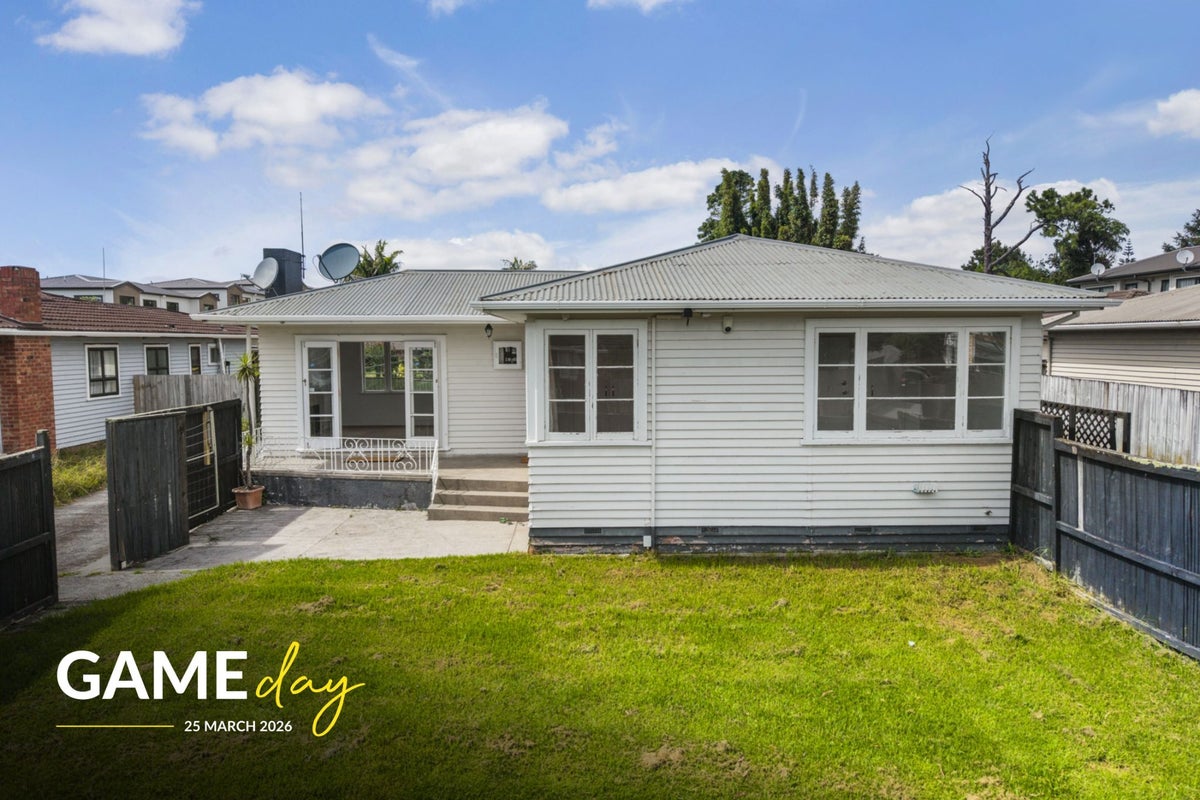 64A McLean Avenue, Papatoetoe, Auckland - Carousel 1