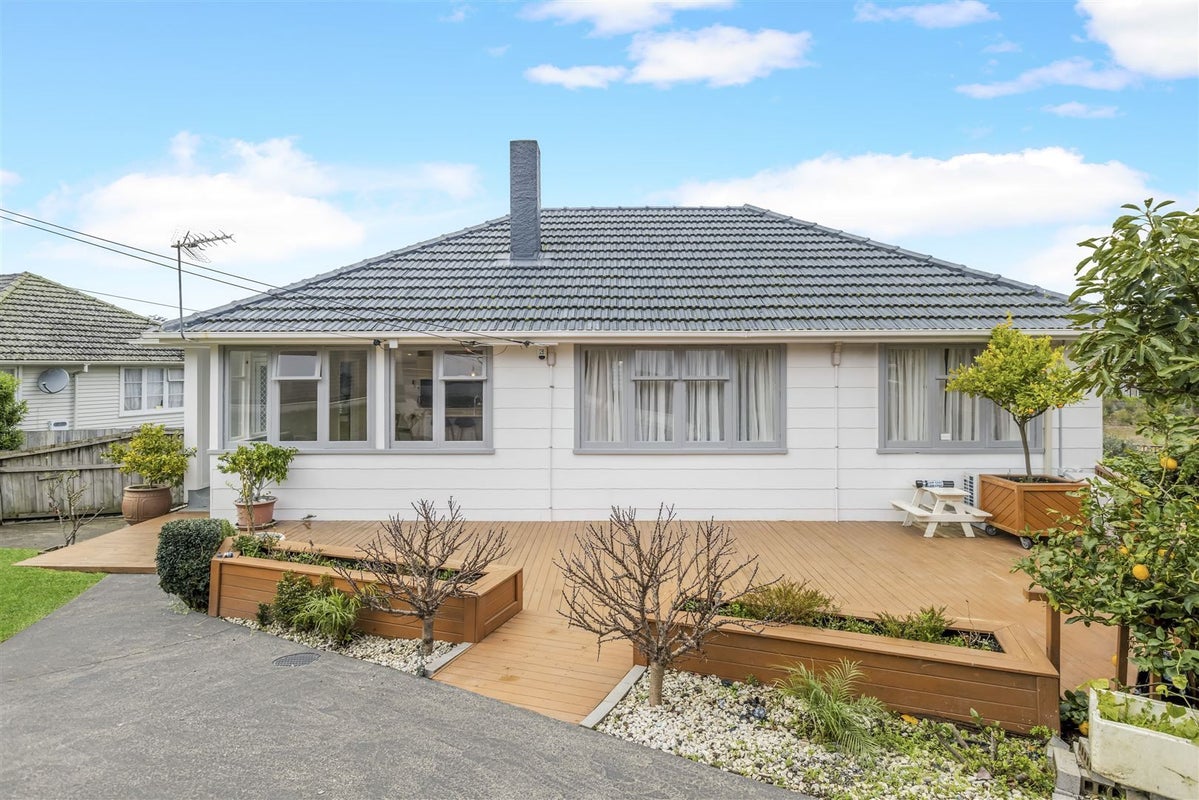 14A Kallu Crescent, Mount Roskill, Auckland - Carousel 2