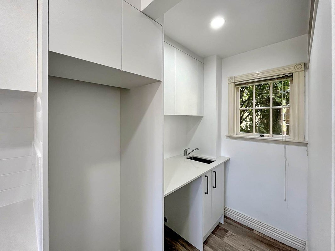 2/22 Claremont Street, Newmarket, Auckland - Carousel 2