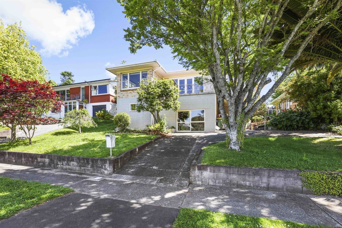 8 Garthwood Road, Hillcrest, Hamilton - Carousel 1