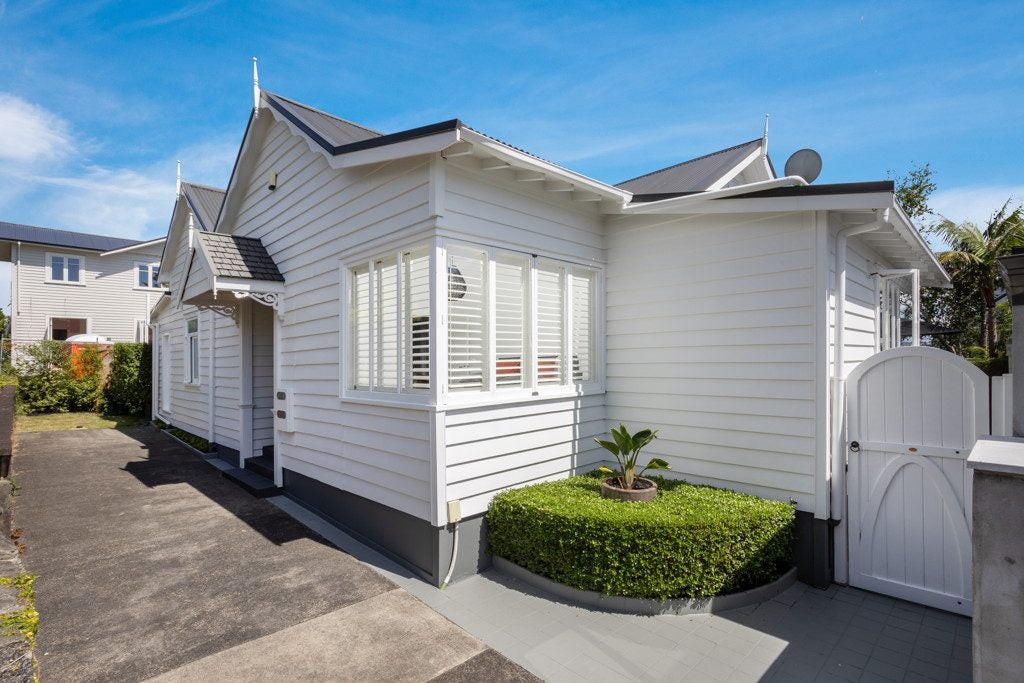 54A Hamilton Road, Herne Bay, Auckland - Carousel 2