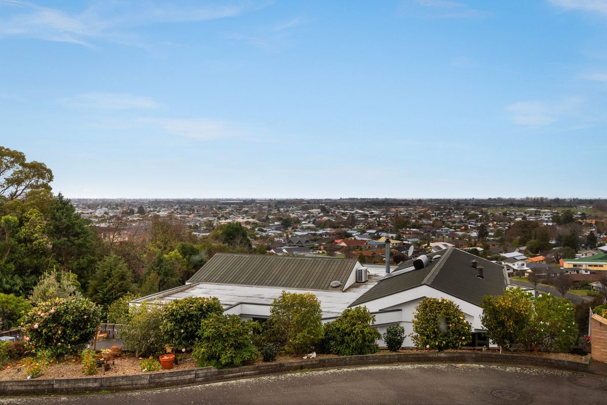 2/89 Churchill Drive, Taradale, Napier, Hawke's Bay - Carousel 18