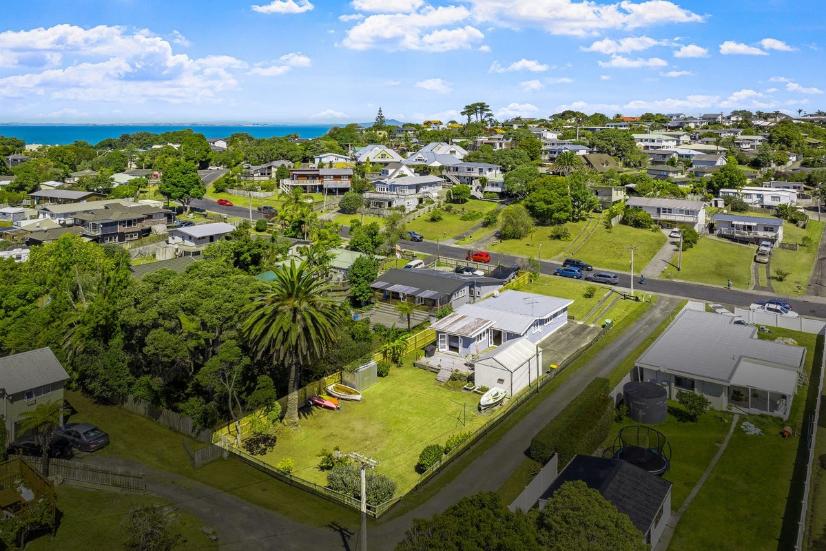 21 Sundown Avenue, Manly, Whangaparaoa - Carousel 1