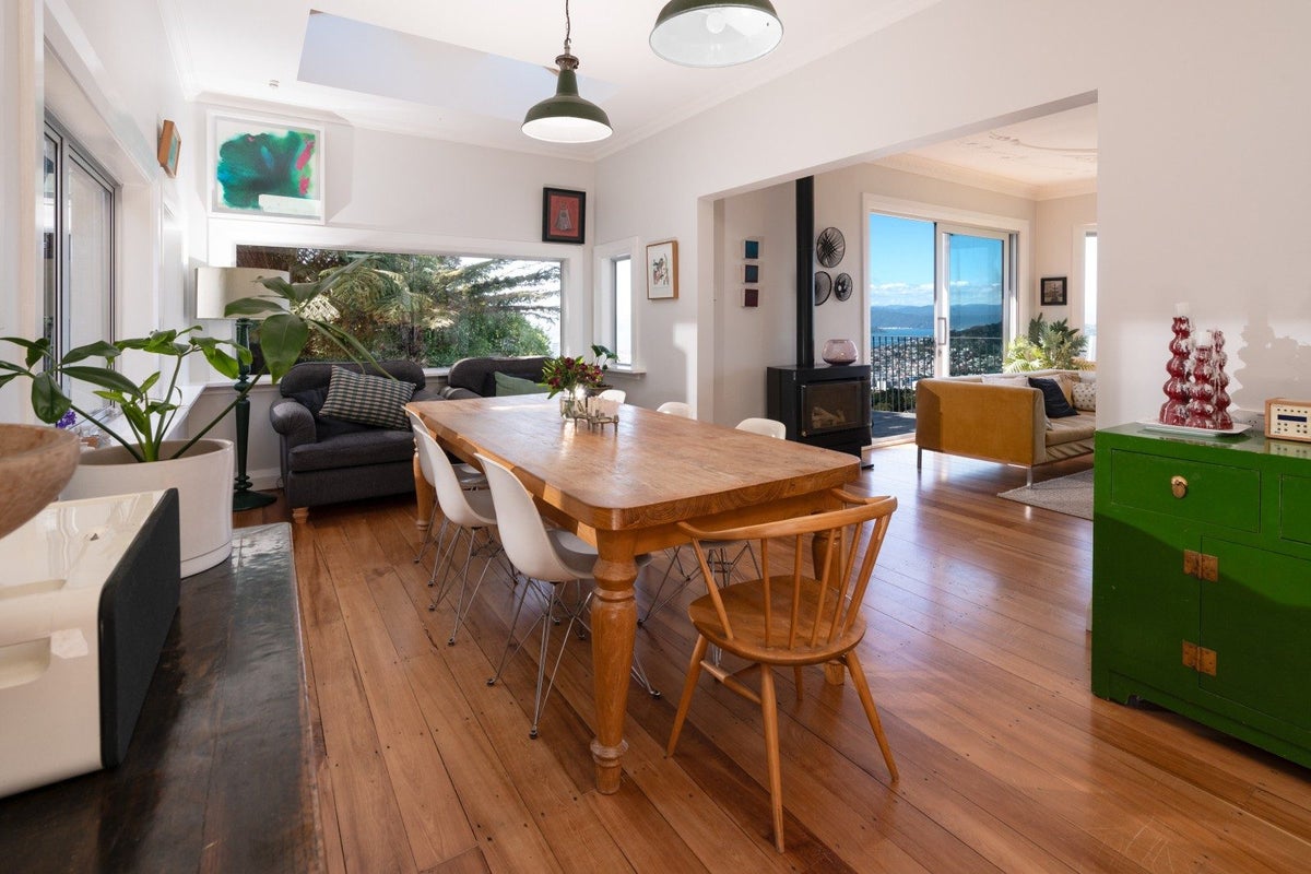 30 Sugarloaf Road, Brooklyn, Wellington - Carousel 2