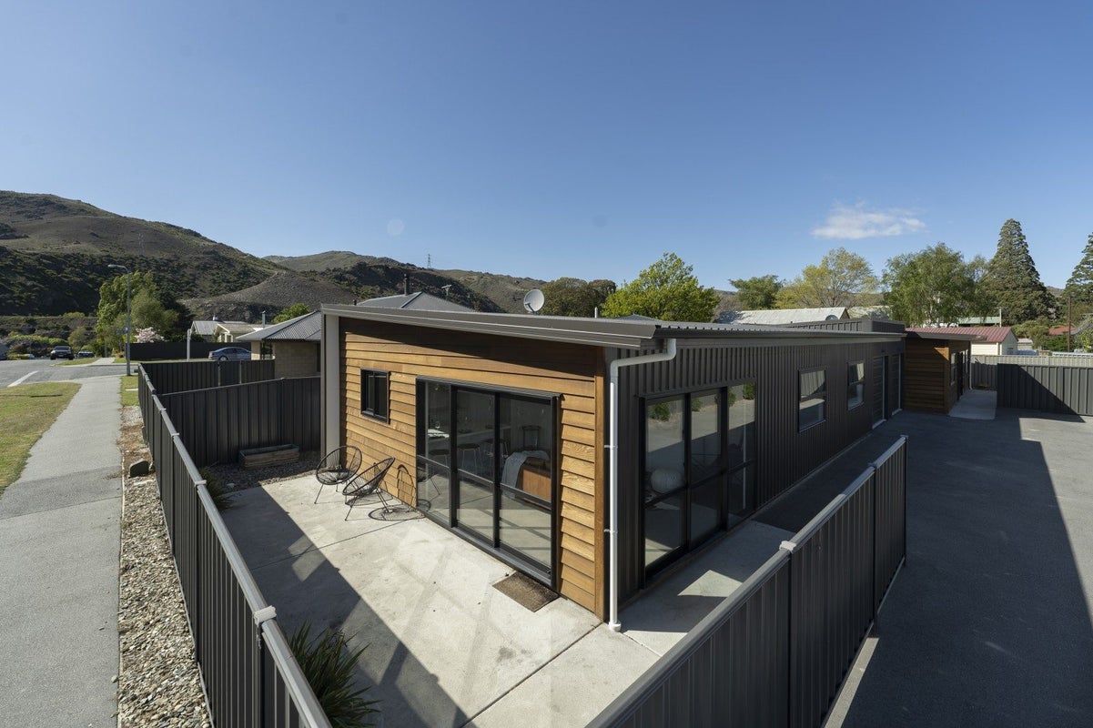 16 Molyneux Avenue, Cromwell, Cromwell - Carousel 1