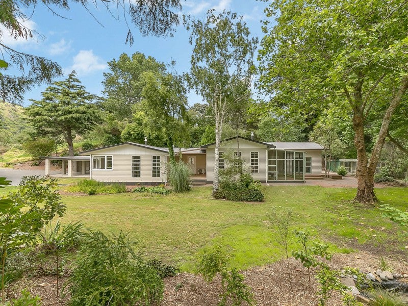 0 , Raumati South - Carousel 1