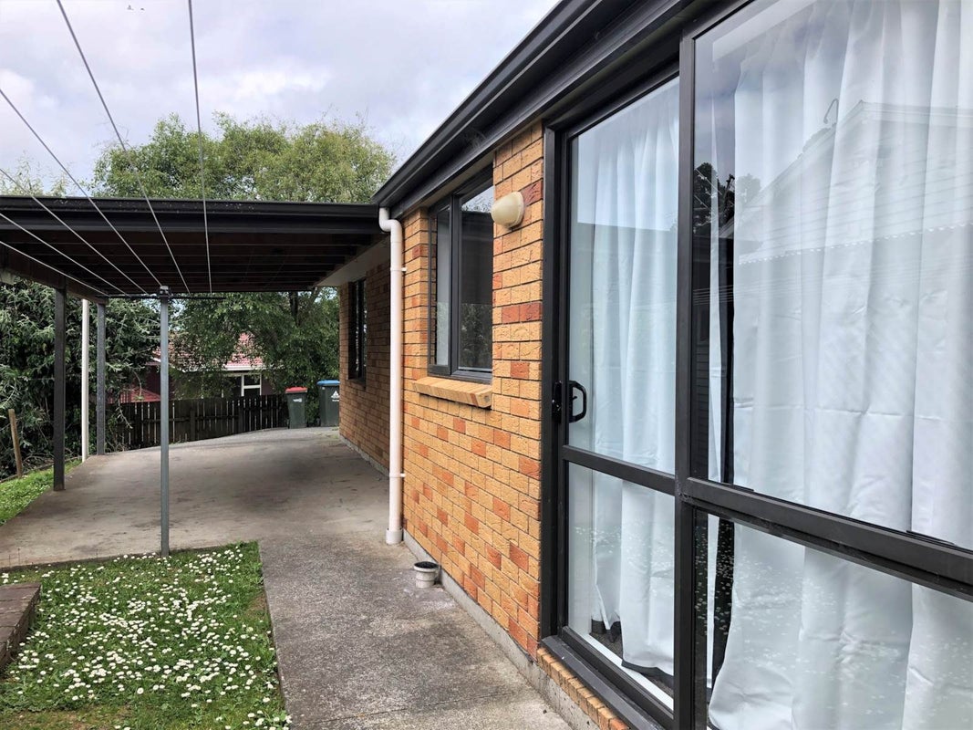 293A Hillsborough Road, Hillsborough, Auckland - Carousel 2
