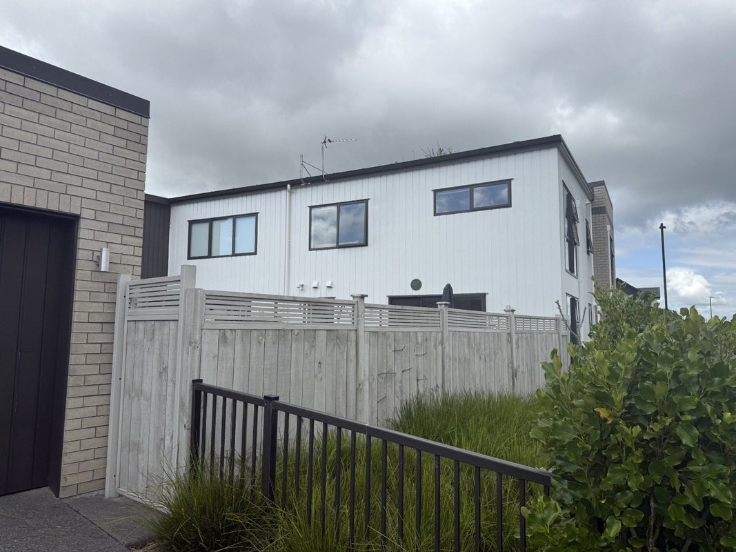 8 Orford Lane, Takanini, Auckland - Carousel 12